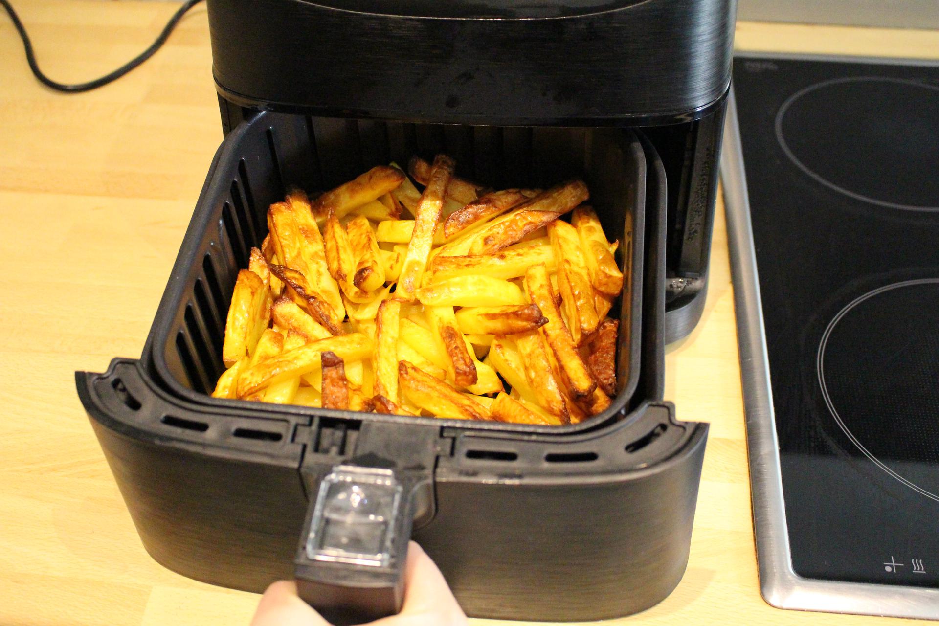 friteuse sans huile cosori frites